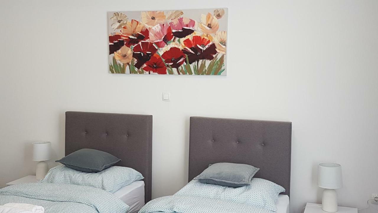 Marko Airport Rooms Велика Горица Екстериор снимка