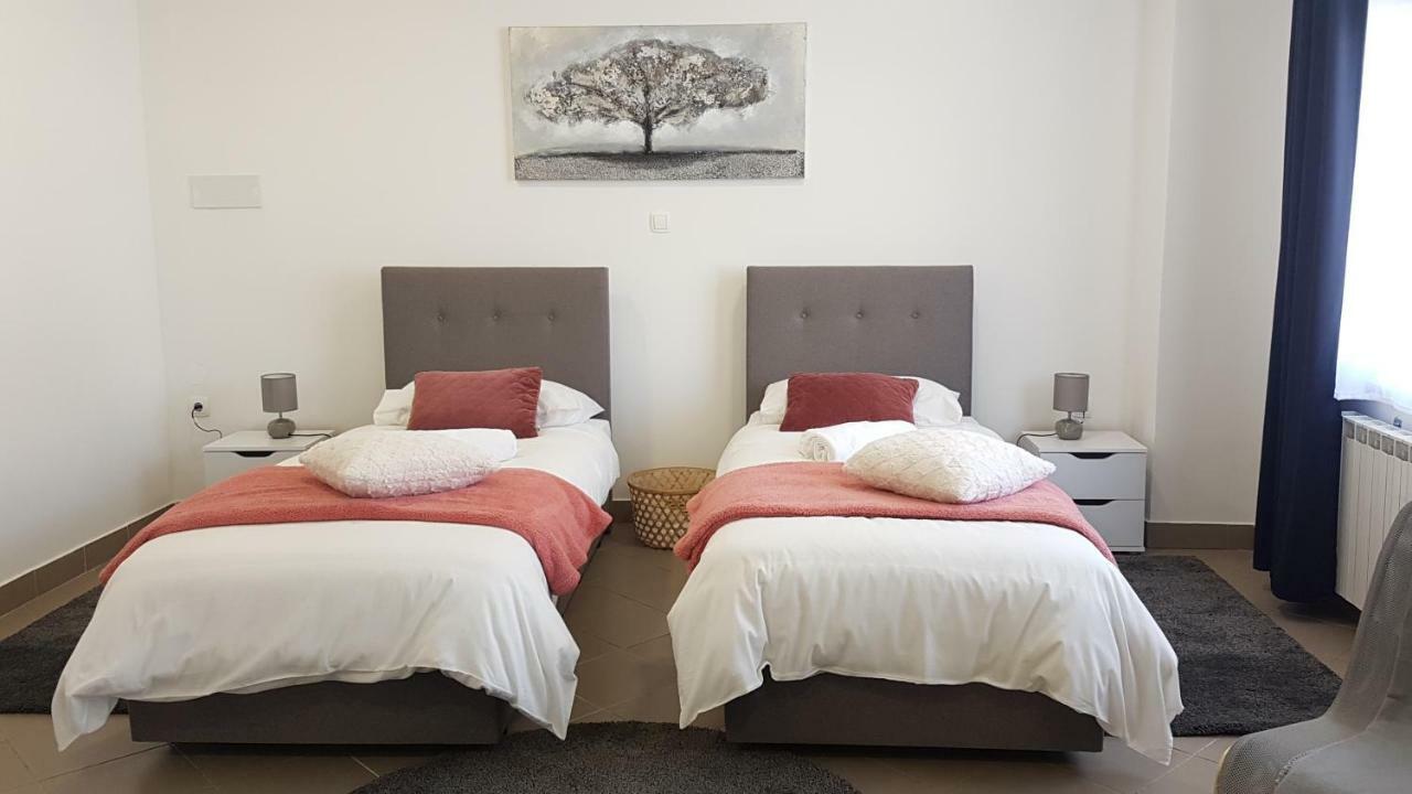 Marko Airport Rooms Велика Горица Екстериор снимка