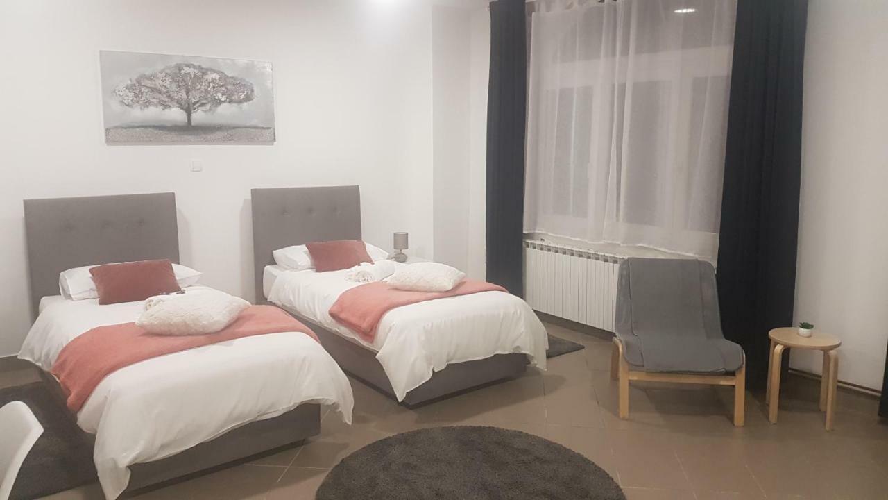 Marko Airport Rooms Велика Горица Екстериор снимка